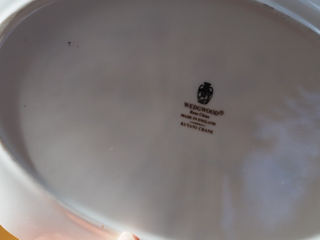 Vintage Kutani Wedgwood dish with crane - Natalia Willmott