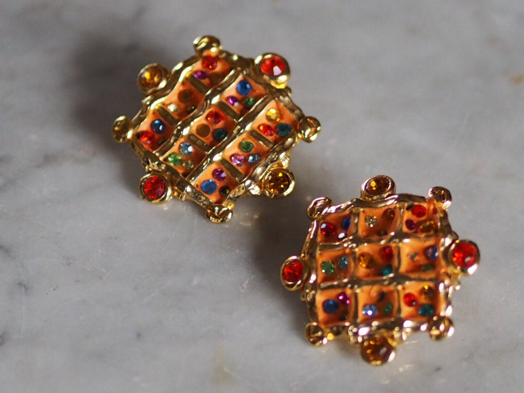 Vintage "lattice ” orange clip on earrings - Natalia Willmott