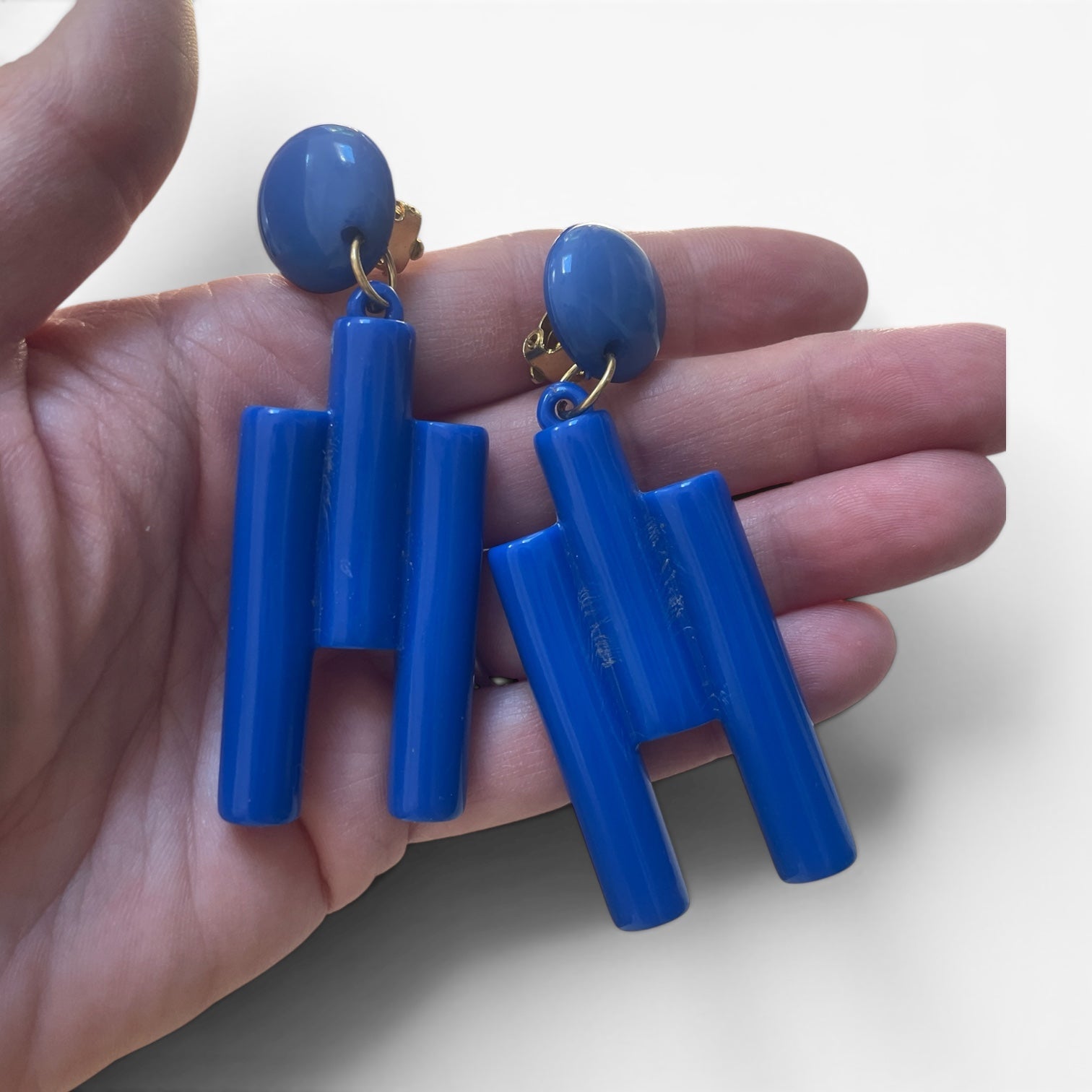 Vintage Modernist 1970's Italian clip on earrings - Natalia Willmott