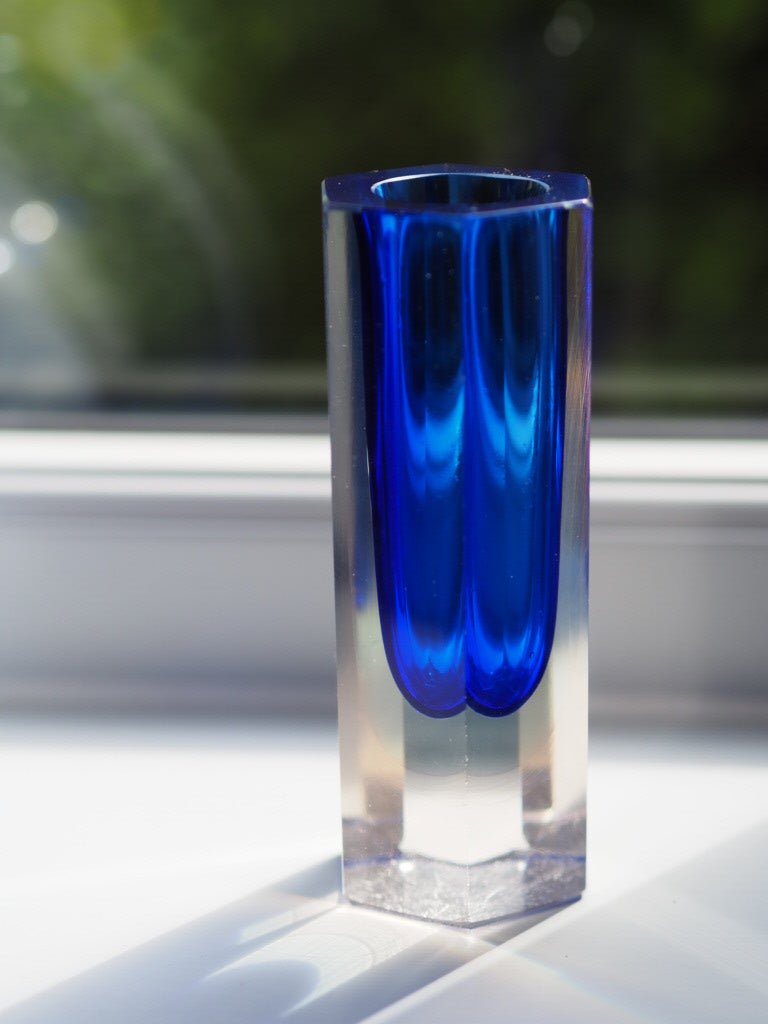 Vintage Murano Sommerso faceted Vase in blue cobalt and turquoise - Natalia Willmott