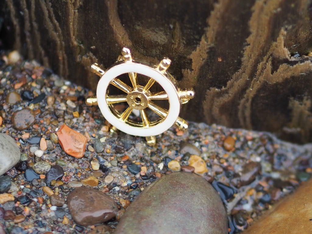 Vintage nautical ship wheel brooch pin - Natalia Willmott