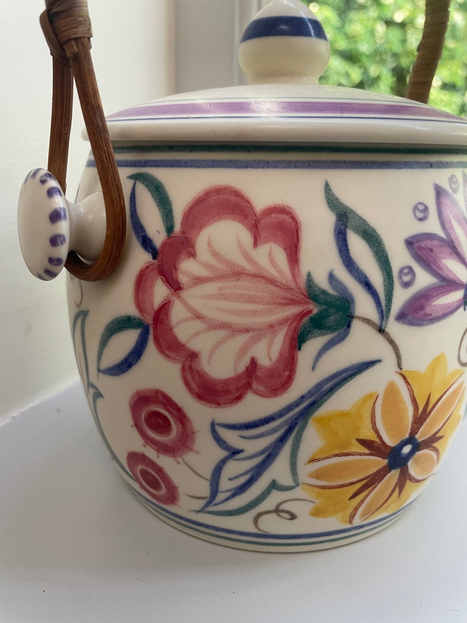 Vintage Poole Pottery biscuit barrel - Floral abundance - Traditional ware - Natalia Willmott