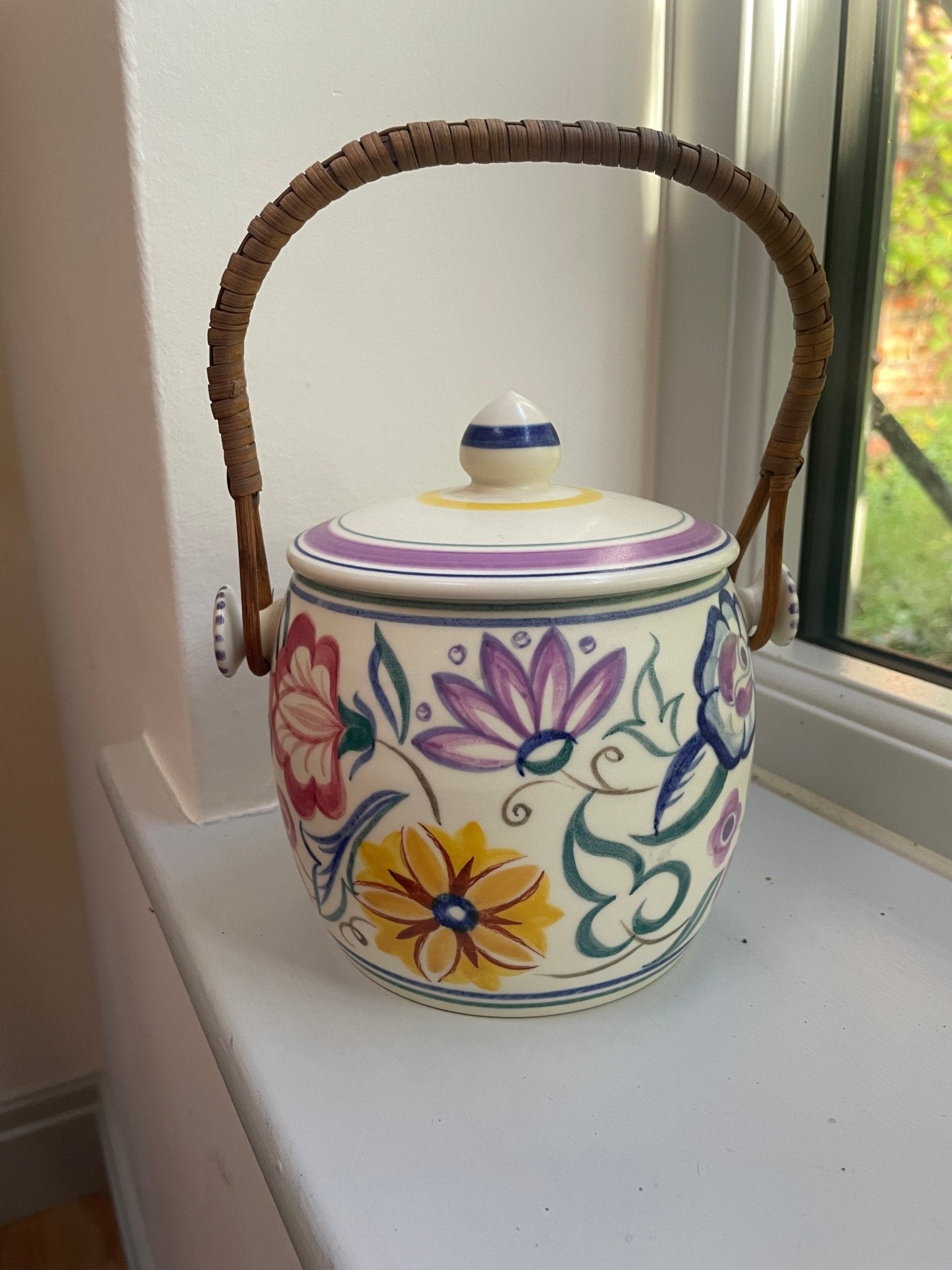 Vintage Poole Pottery biscuit barrel - Floral abundance - Traditional ware - Natalia Willmott