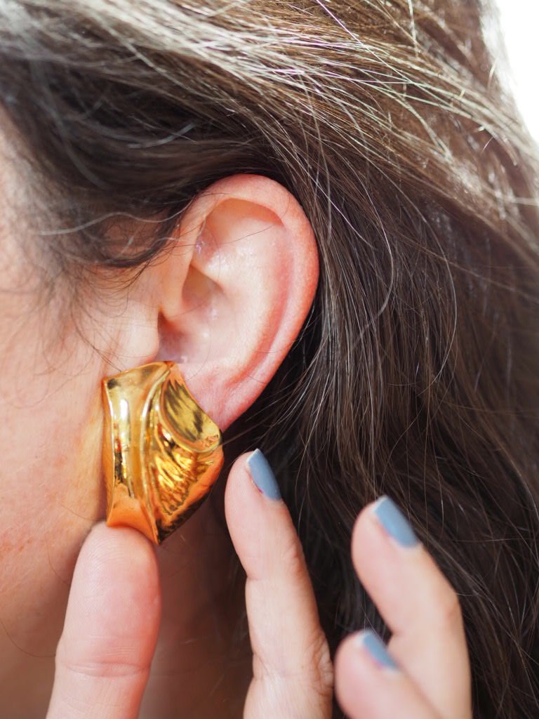 Vintage "shell like” clip on earrings - Natalia Willmott