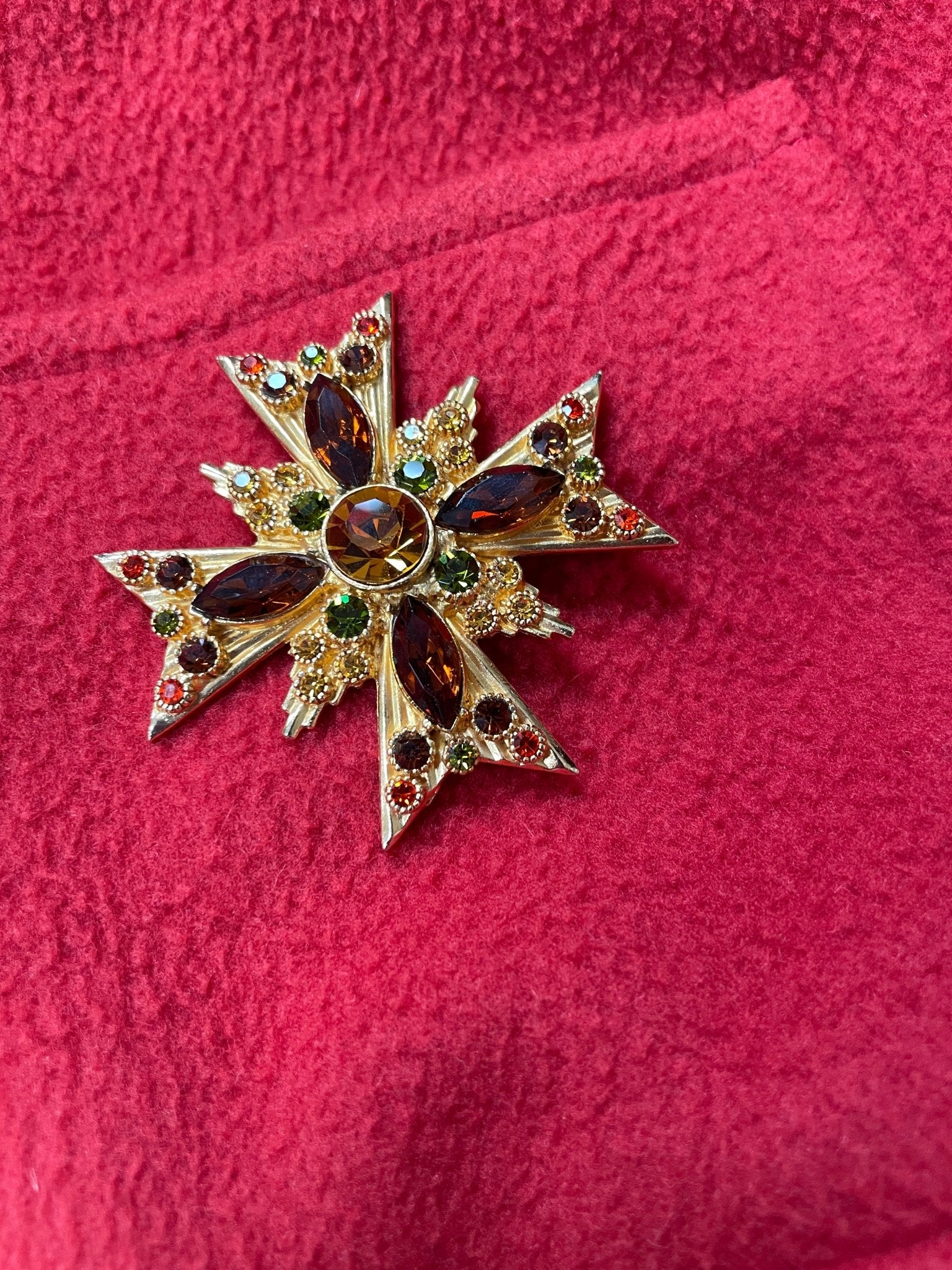 Vintage Sphinx Maltese cross brooch/pendant - Natalia Willmott