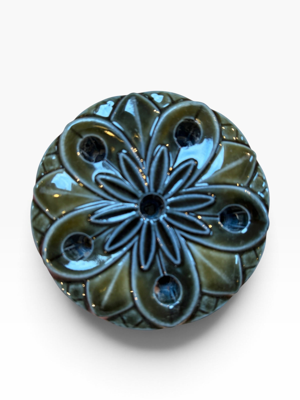 Wade flower frog/candleholder - Natalia Willmott