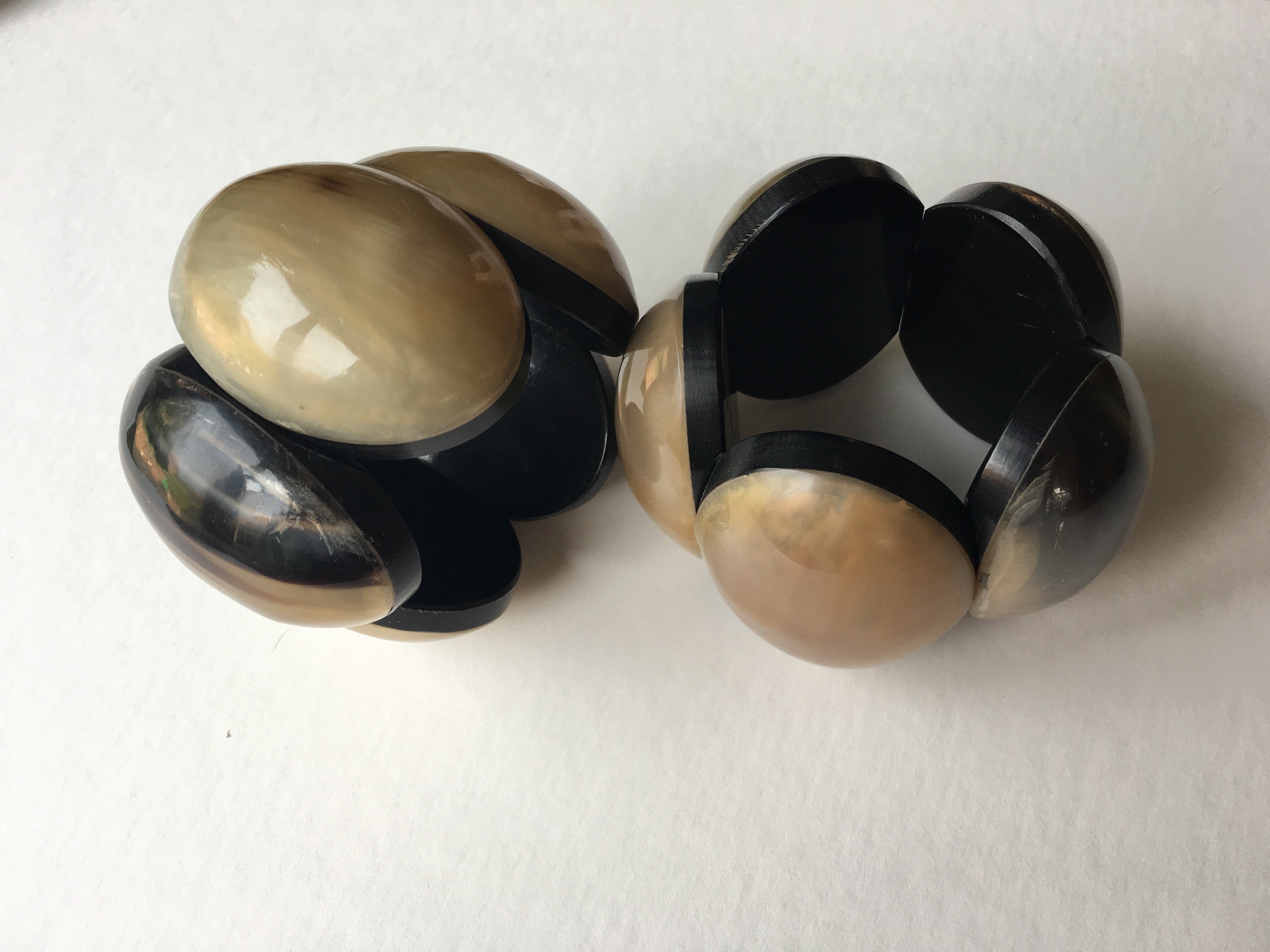Big elasticated horn cuff - L'Atelier Natalia Willmott