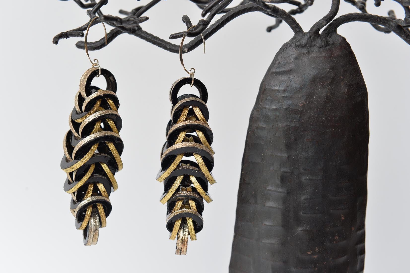 Black and gold links leather earrings by Mojiana - Natalia Willmott
