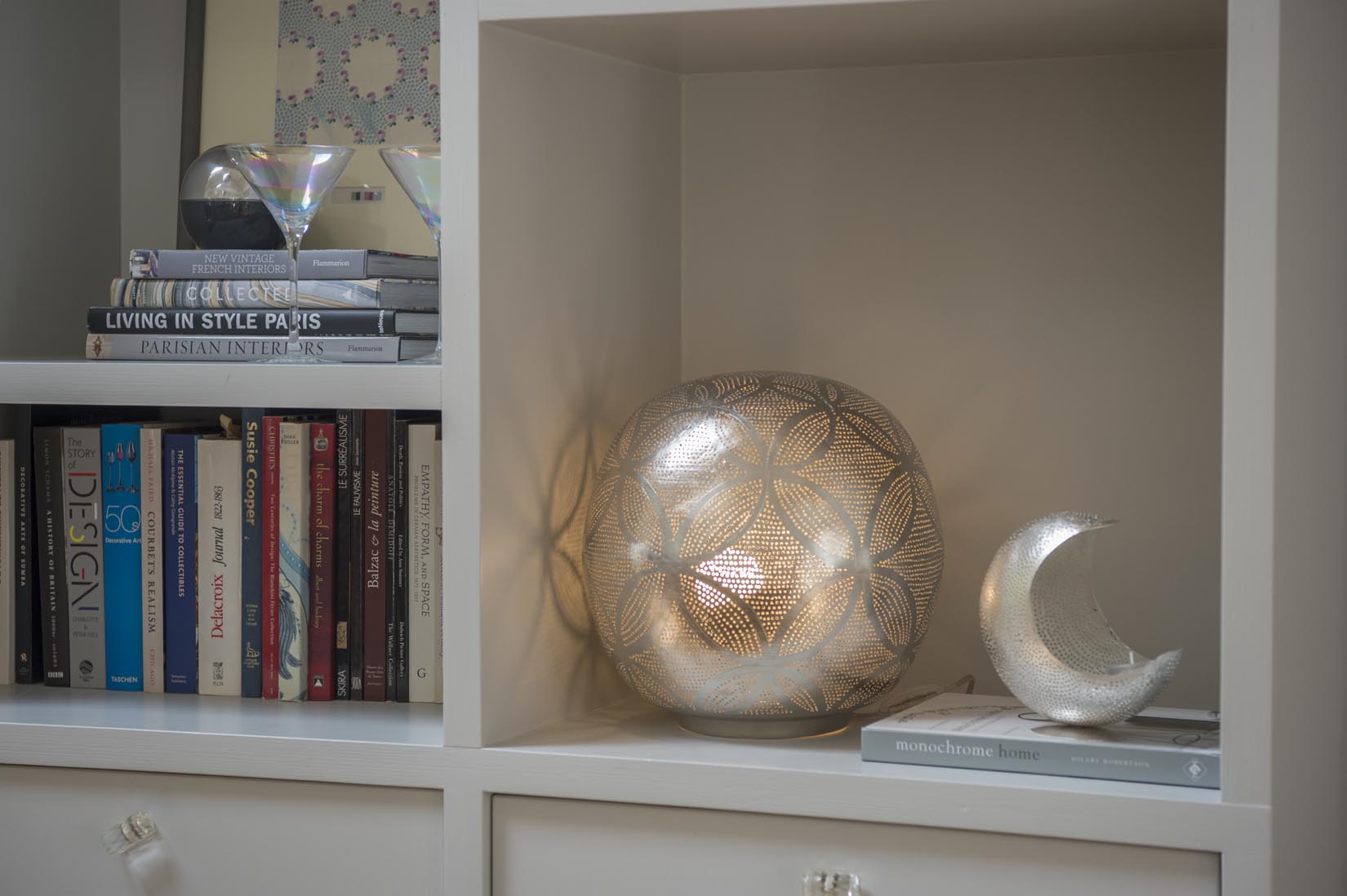 Crescent moon tealight holder - silver - Natalia Willmott