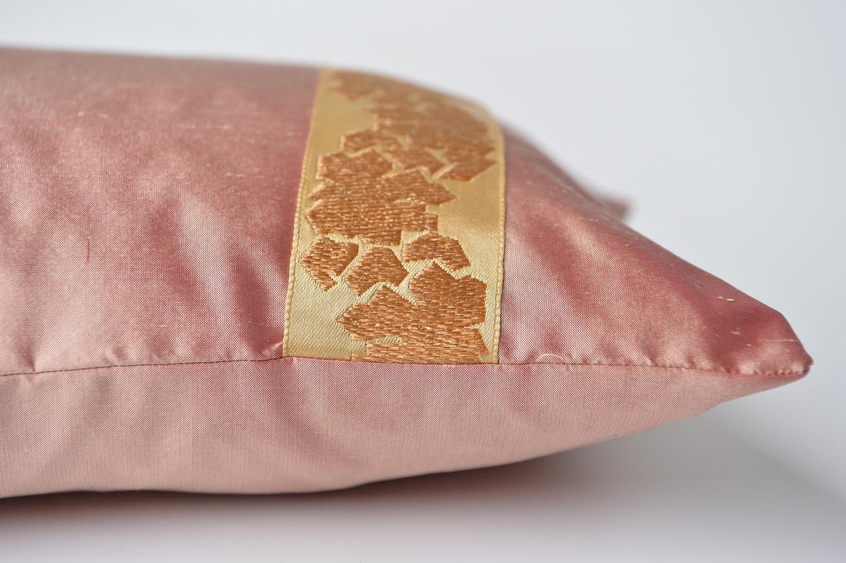 "Fragment" Sunset pink silk cushion - Natalia Willmott