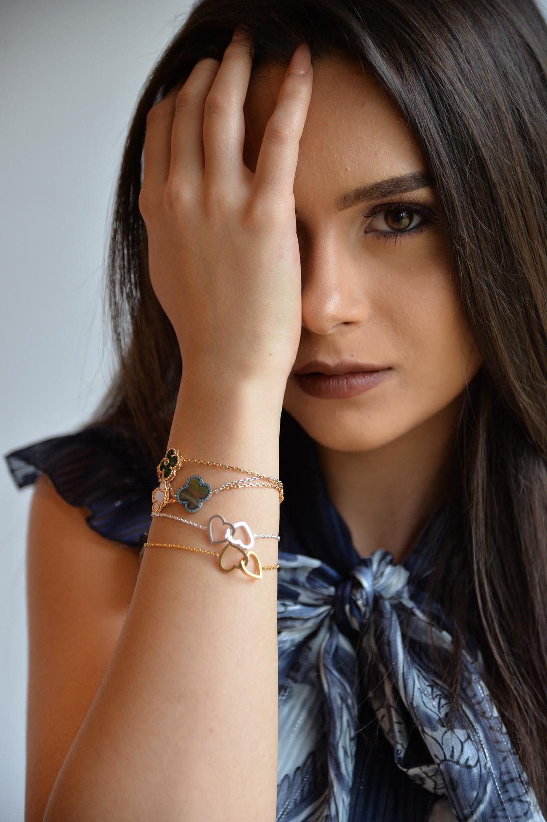 Hearts bracelet in silver or gold - Natalia Willmott