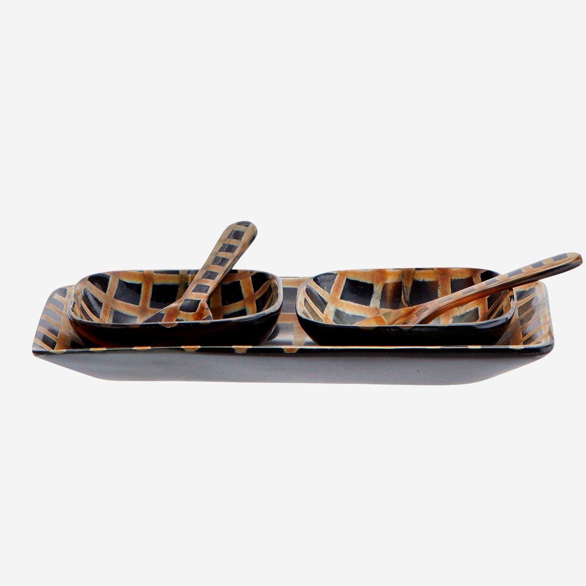 Horn tray with spoons and bowls - Natalia Willmott