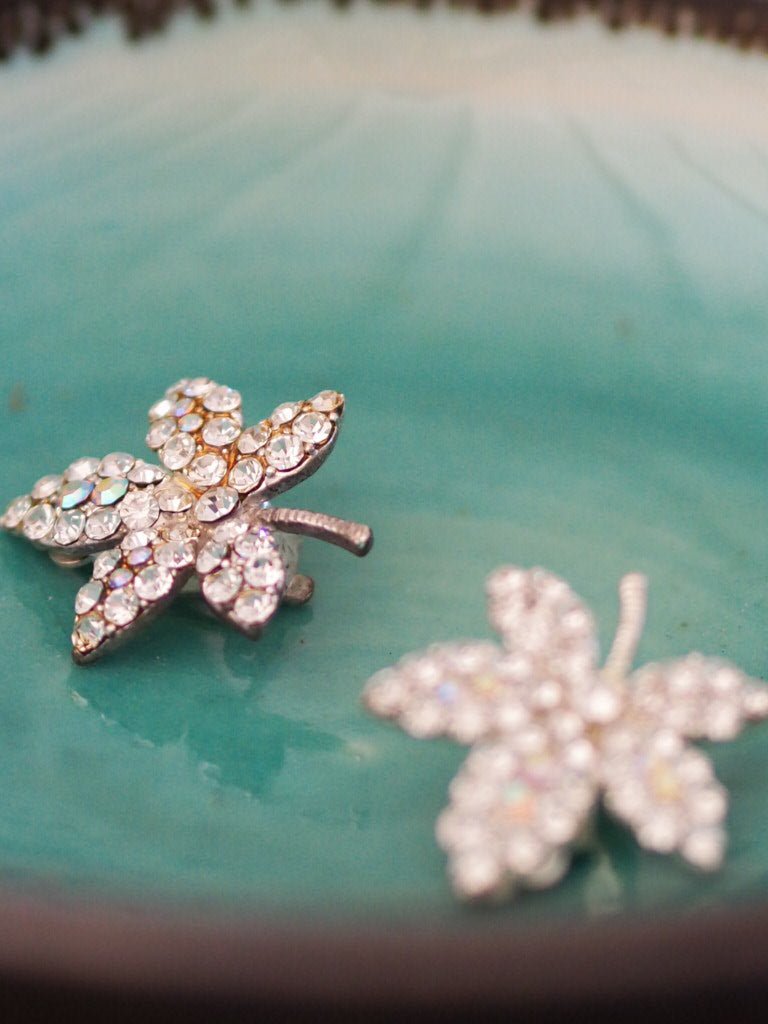 Ivy leaf clip on earrings - Natalia Willmott
