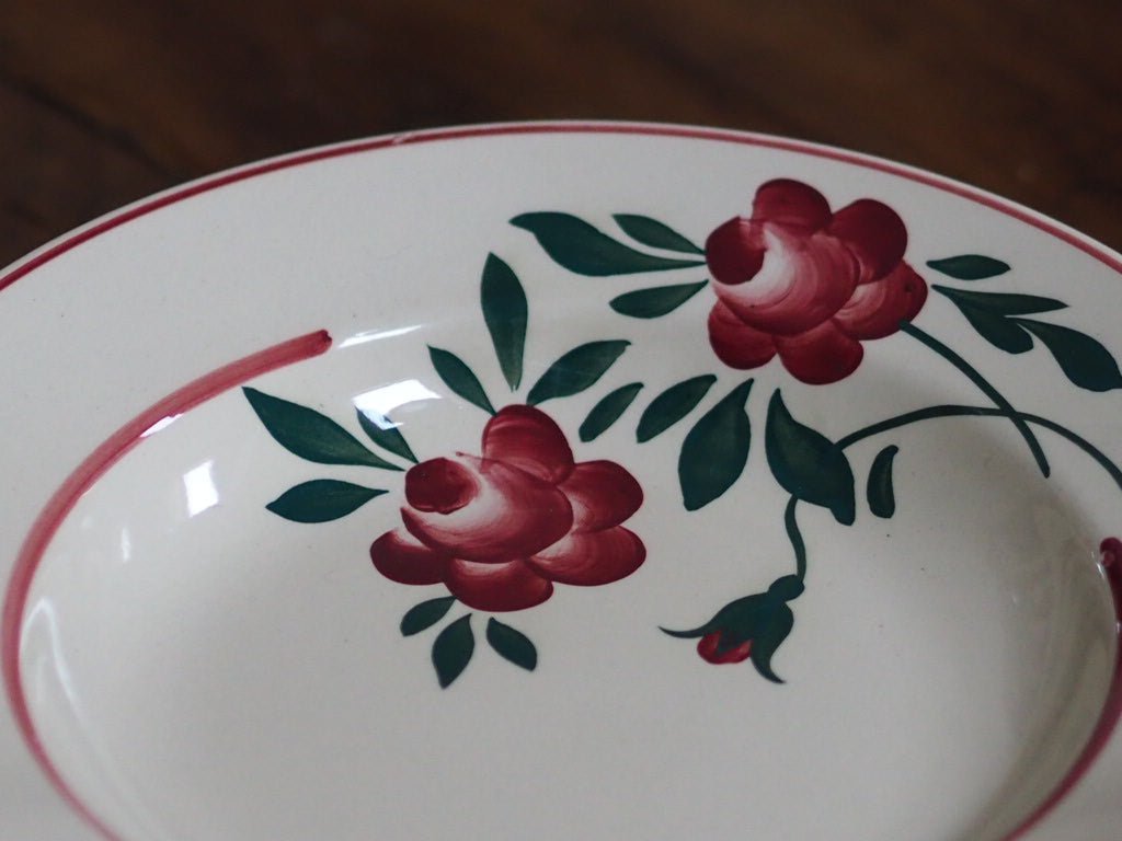 pair of elegant Mid-Century Luneville Demi-Porcelain Bowls (Circa 1950) - Natalia Willmott