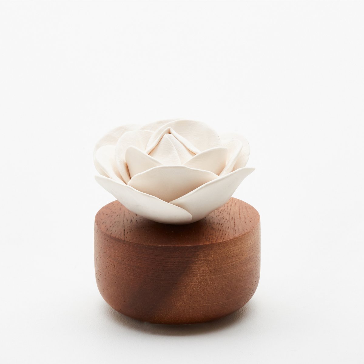 Perfume diffuser wood and Porcelain Rose flower - Natalia Willmott