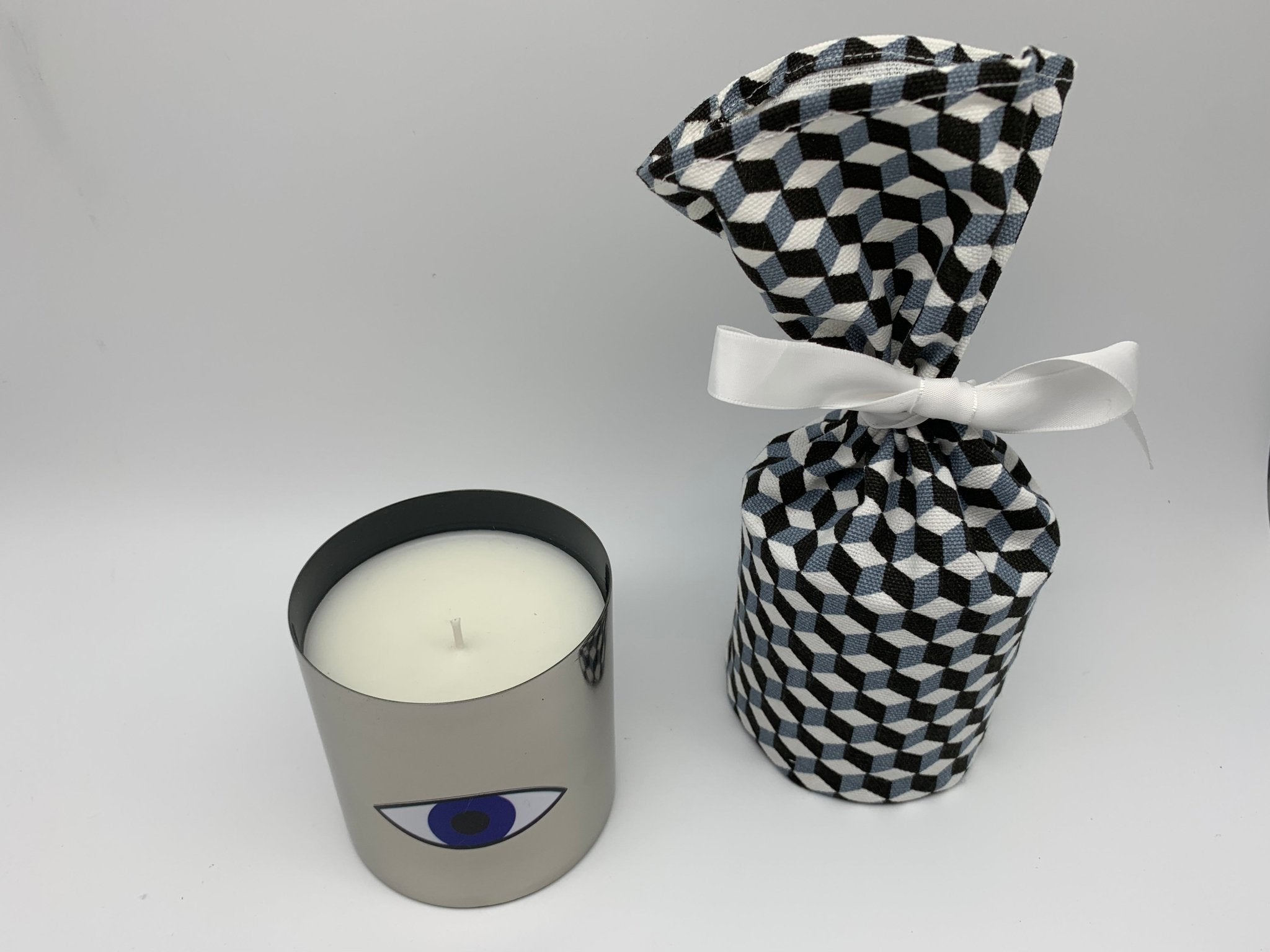 Scented candle "Eye" Feesia - Natalia Willmott