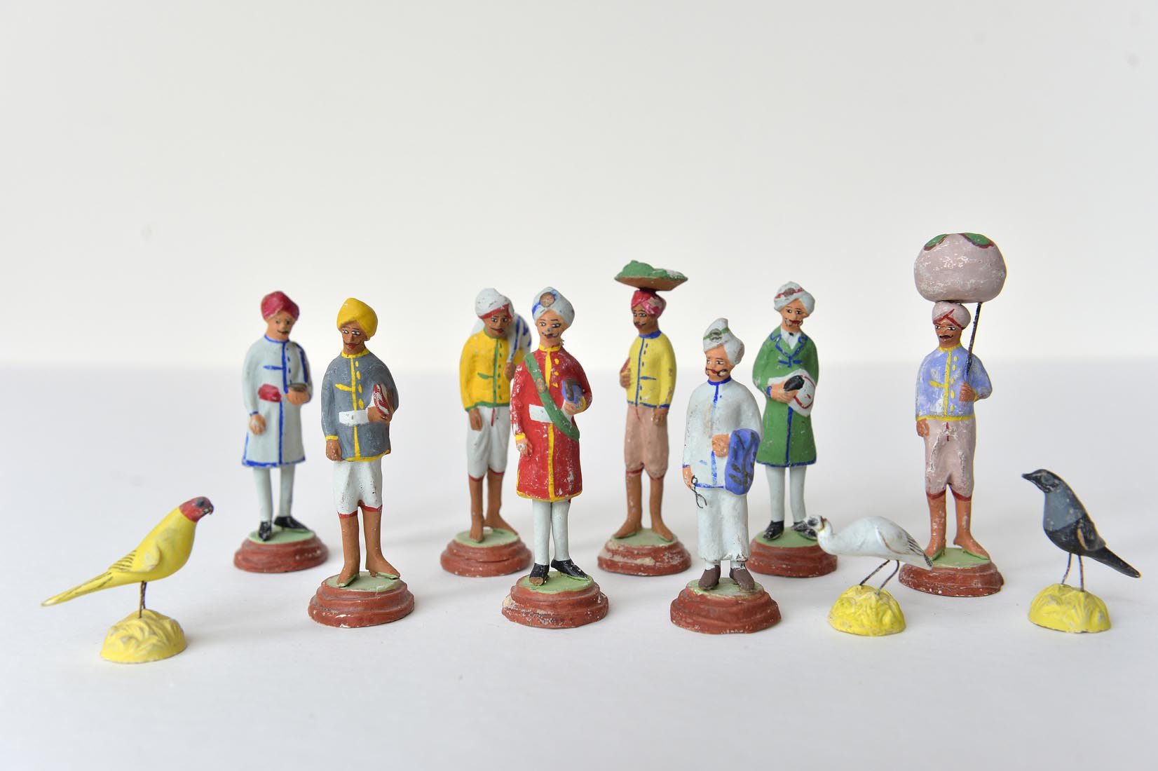 Small Indian plaster figures - Natalia Willmott