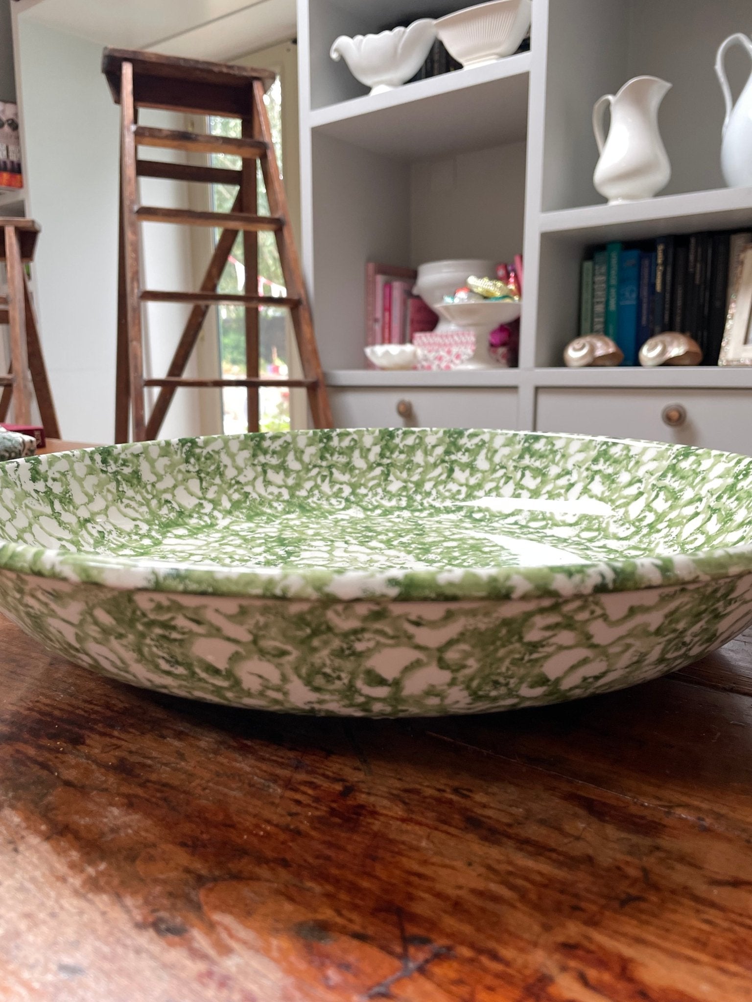 Spekled green pasta bowl - Natalia Willmott