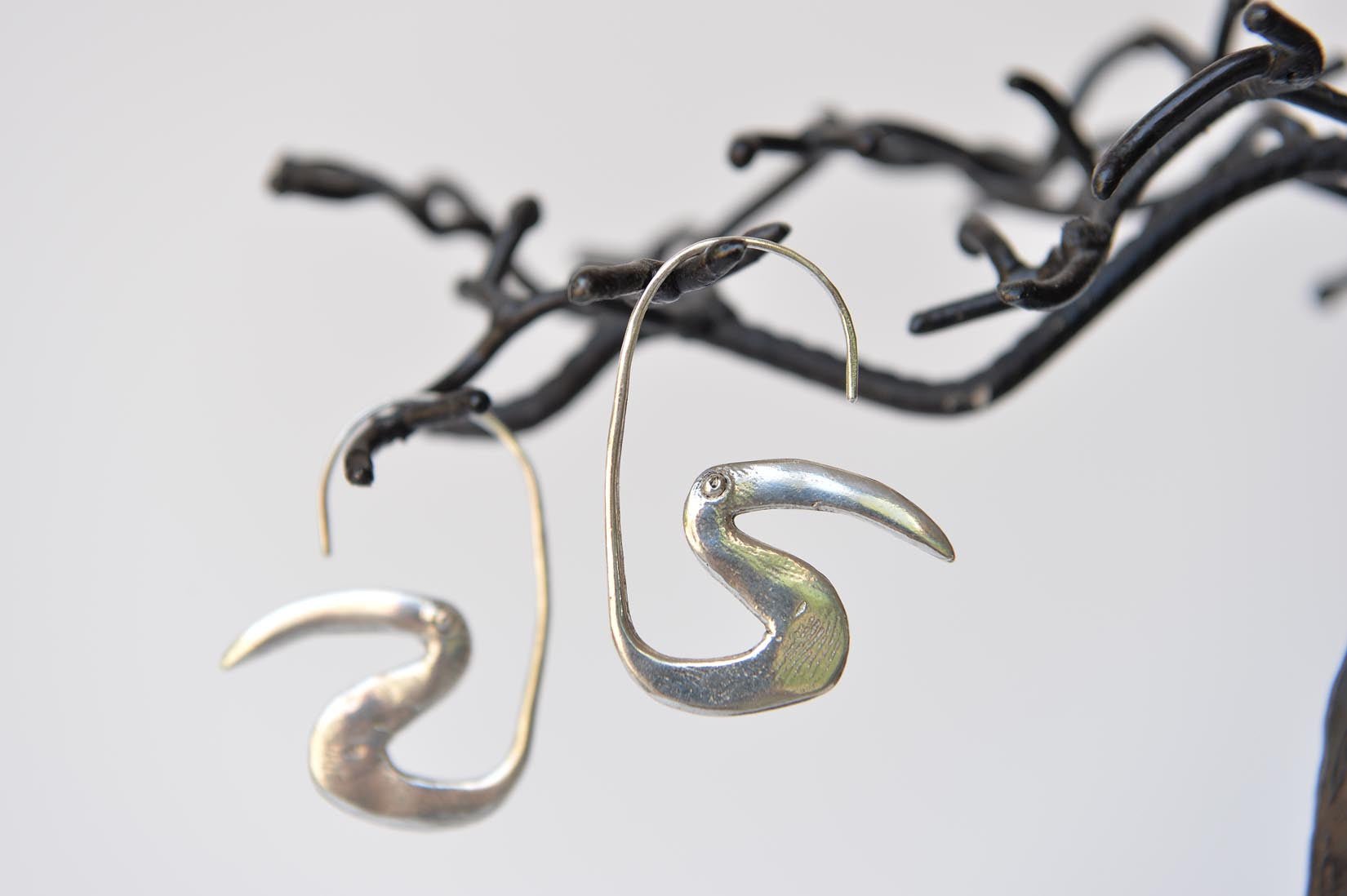 Toucan earrings by Elisabeth Riveiro - Natalia Willmott