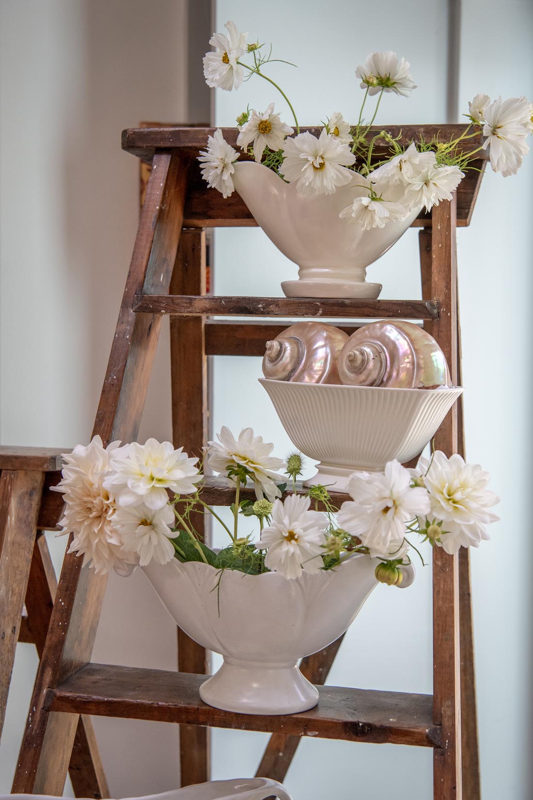Vintage Fulham Pottery Constance Spry white lotus mantle vase - Natalia Willmott
