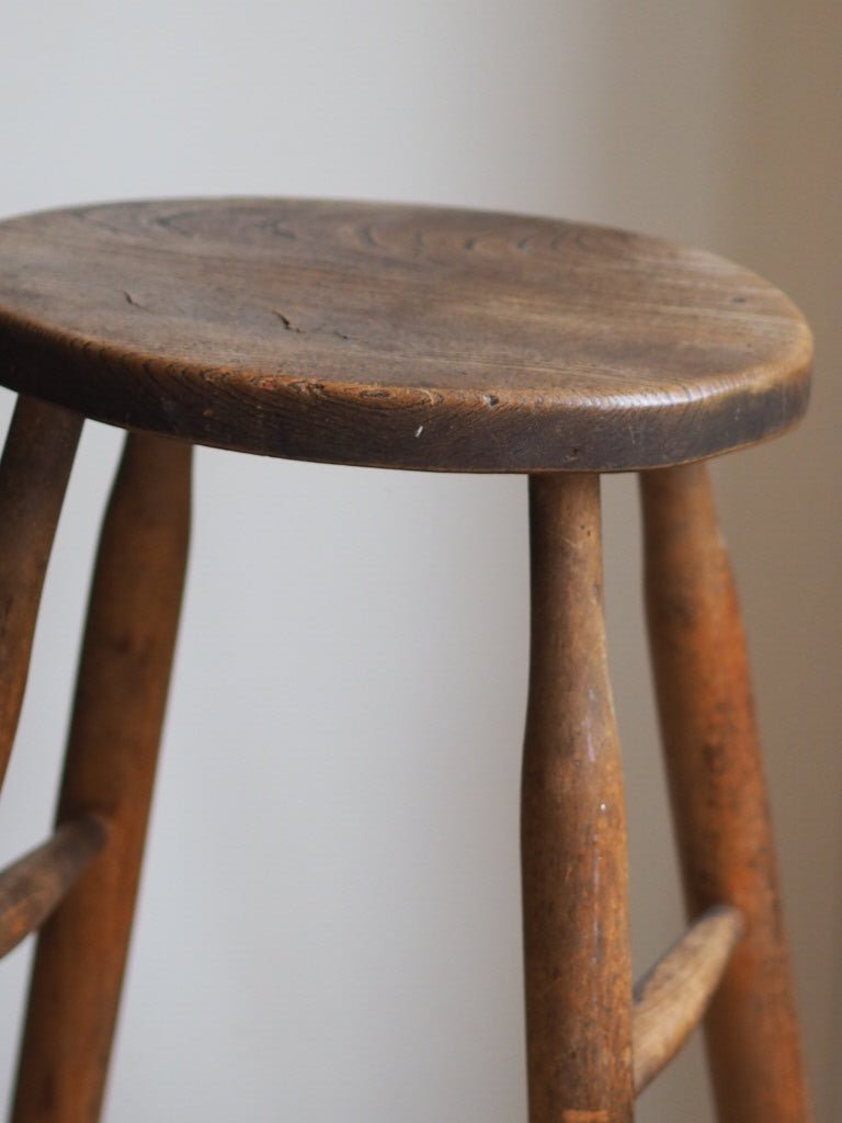 Vintage oak stool - Natalia Willmott