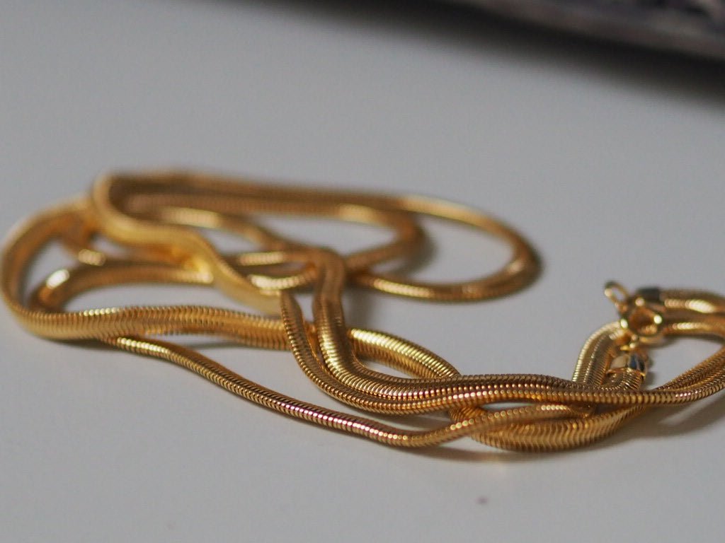 Vintage snake gold chain necklace - Natalia Willmott