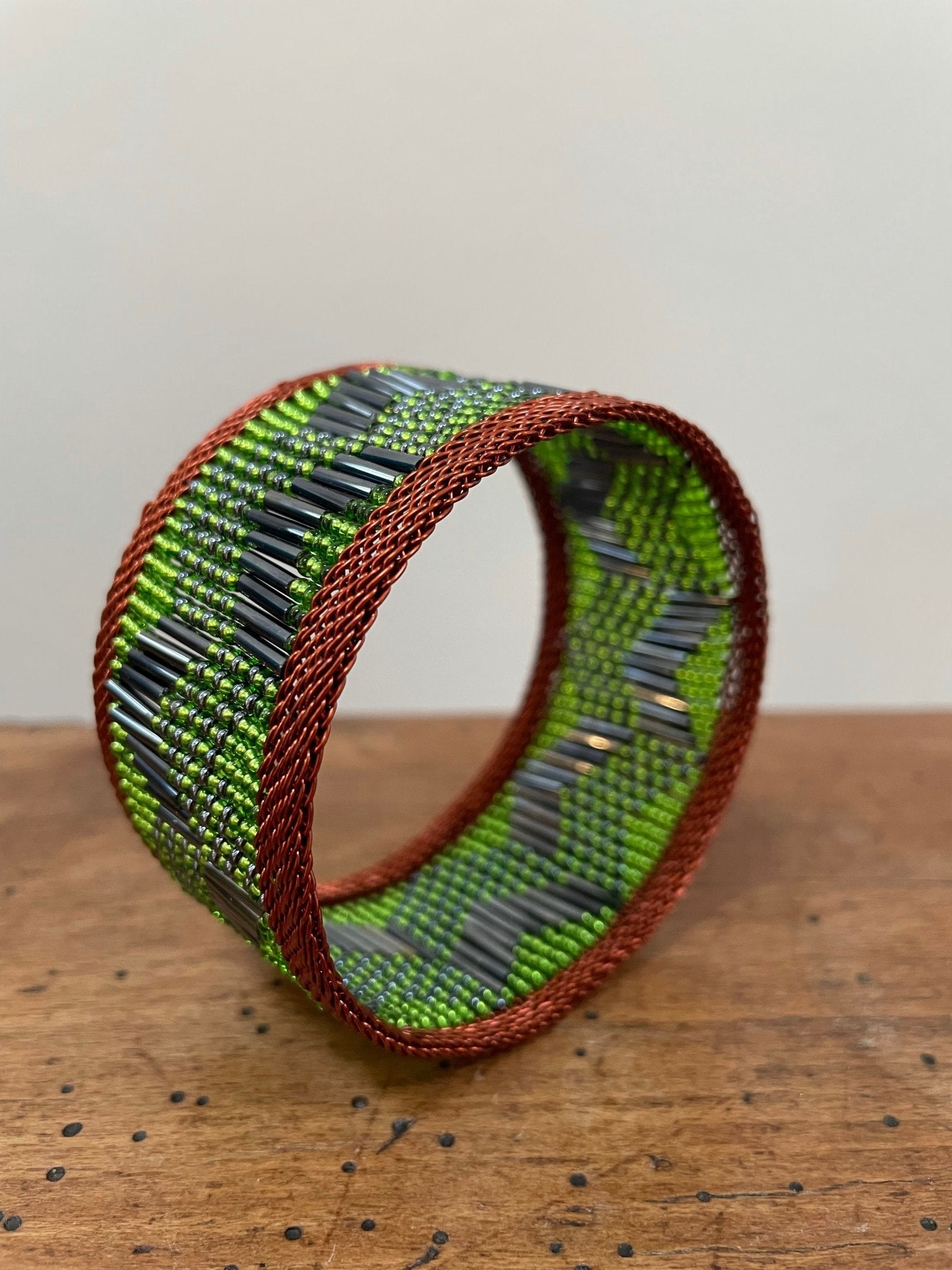Woven copper and glass beads bracelet medium - Natalia Willmott